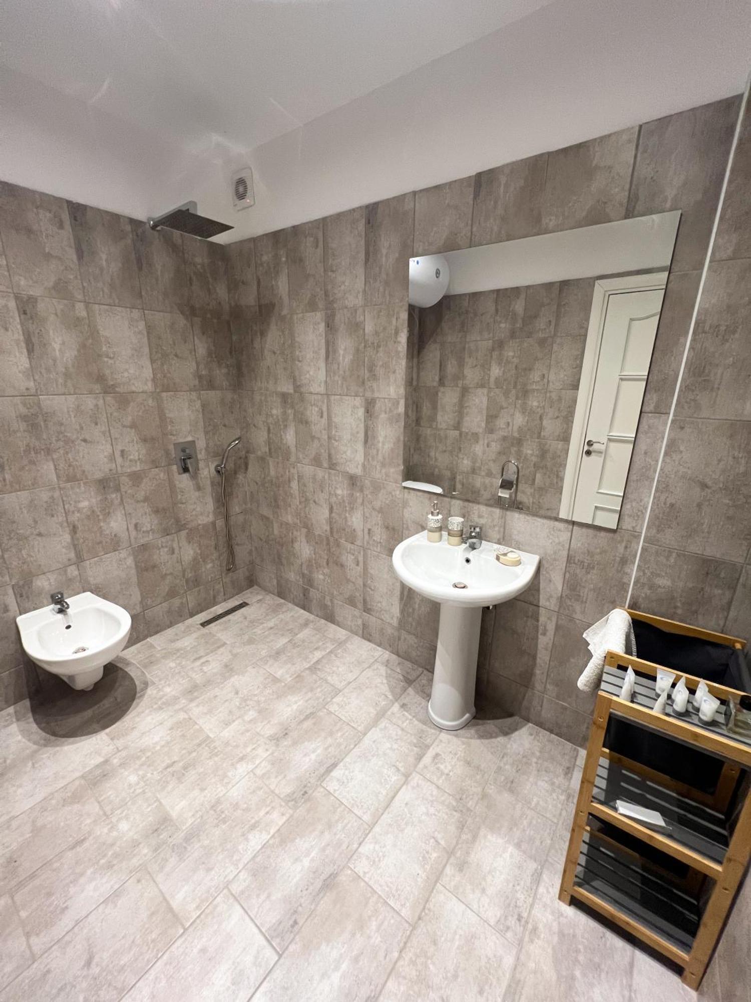 Sea View Apartments Durres Luaran gambar