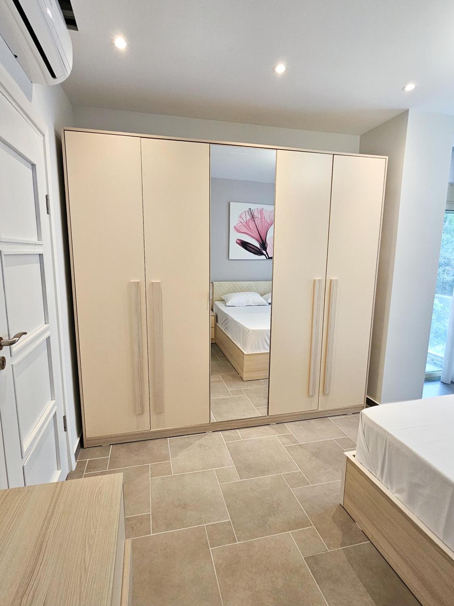 Sea View Apartments Durres Bilik gambar
