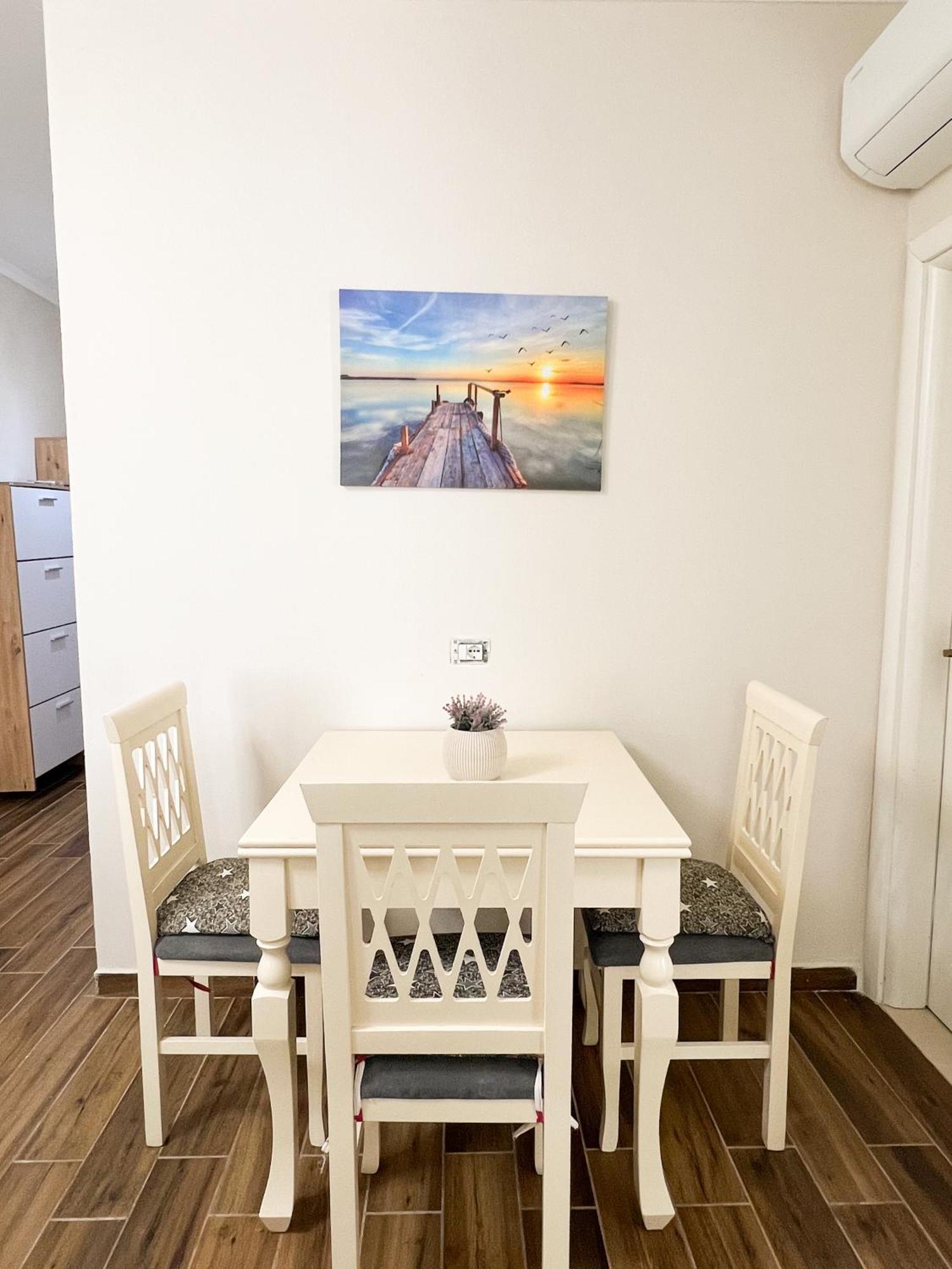 Sea View Apartments Durres Luaran gambar